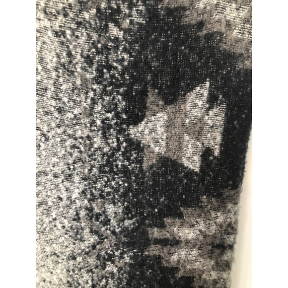 SCARF - Alcrylic wool - Picture 2 of 2